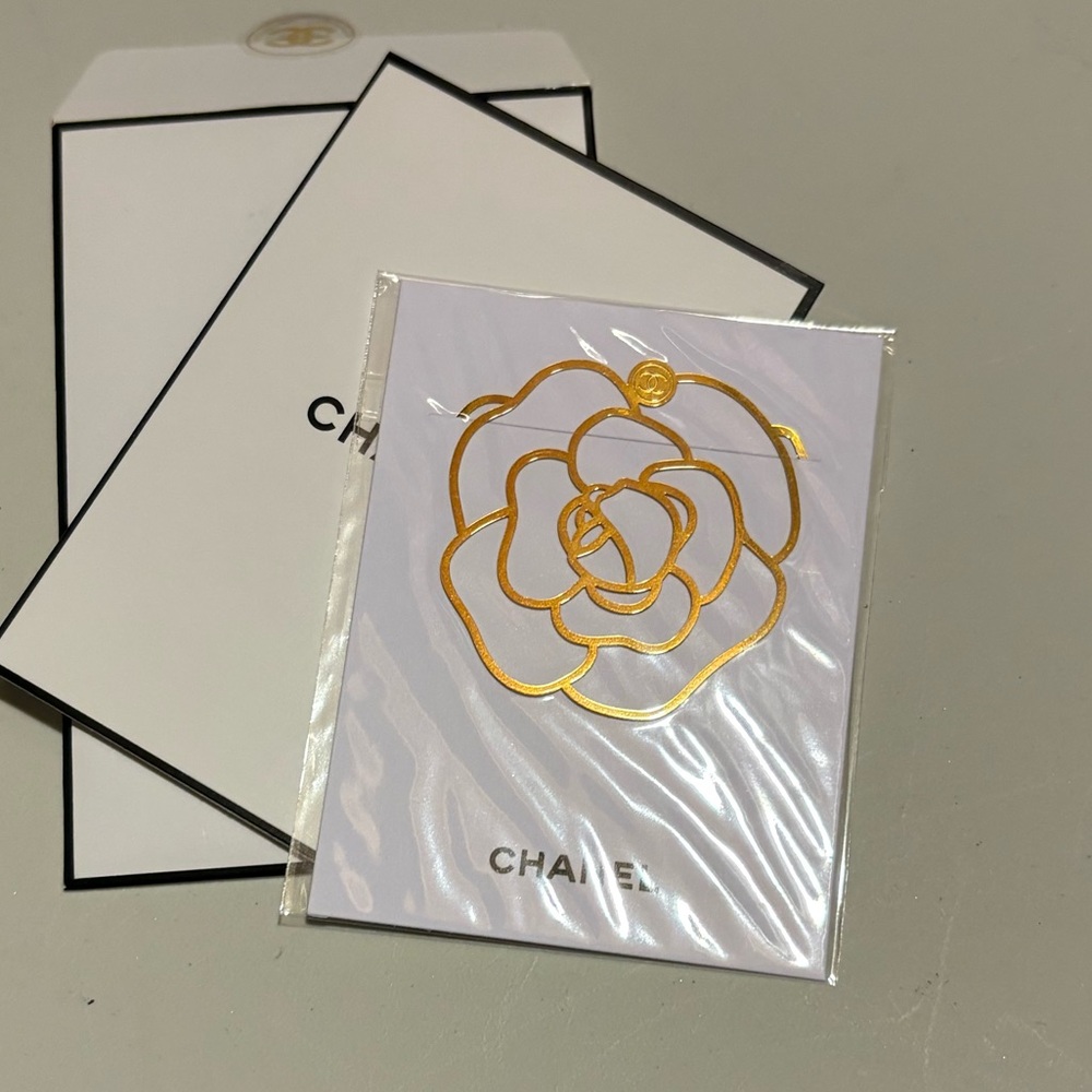 Camellia Gold Tone Flower Bookmark w/ Sleeve / Rare Collectible NWOT